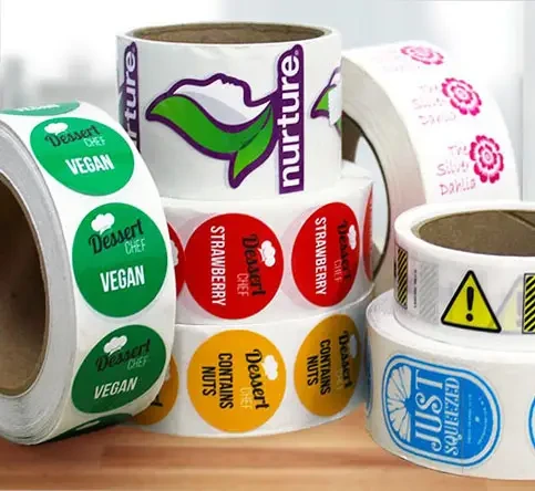 استيكر رول: خيار ذكي للتغليف العصري